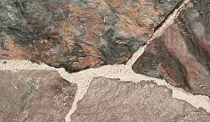 Flagstones Violetto, ca. 3-7 cm dik (ca. 111 kg per m2)