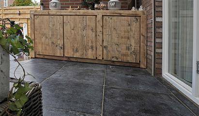 Pacific Black tegel antic finish 80x80x3 cm.