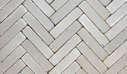 UWF 60 romina getrommeld