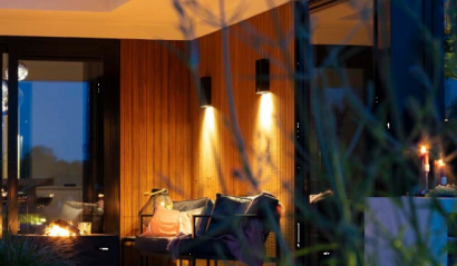 EVO WALL MOUNT 100-230V Black