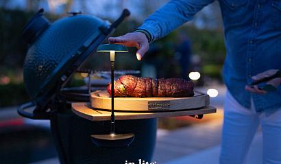 SWAY TABLE Big Green Egg edition
